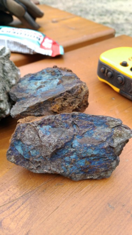 Bornite (peacock ore)