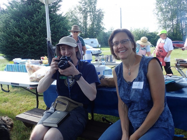 OLYMPUS DIGITAL CAMERA